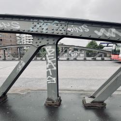 My Uncle on Crack - Single. Передняя обложка. Нажмите, чтобы увеличить. My Uncle on Crack - Single. Передняя обложка. Нажмите, чтобы увеличить.