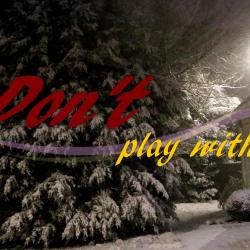 Don't Play with Demons Original Motion Picture Soundtrack - Single. Передняя обложка. Нажмите, чтобы увеличить.