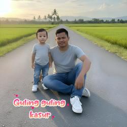 Guling Guling Kasur - Single. Передняя обложка. Нажмите, чтобы увеличить.